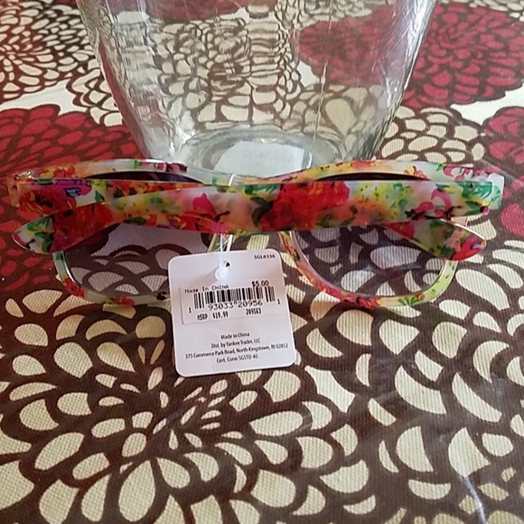 NWT Sunrunner sunglasses - Picture 2 of 6